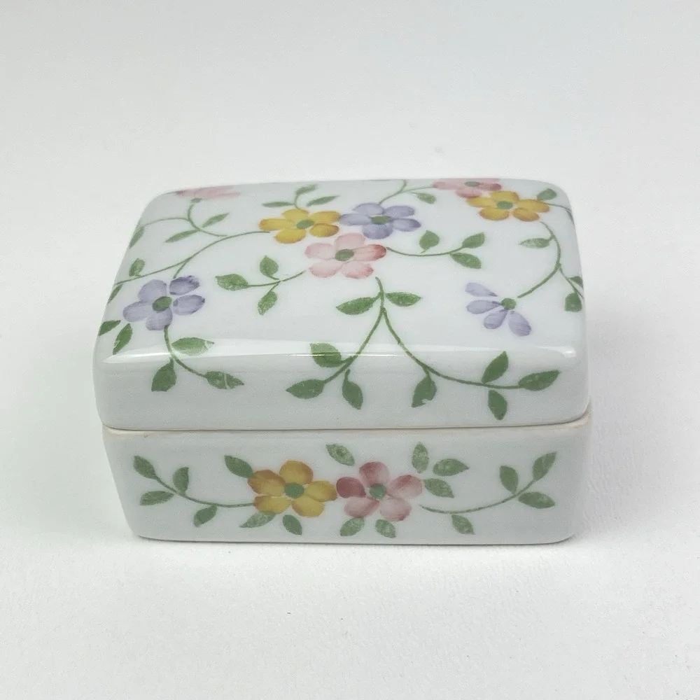 Andrea By Sadek Porcelain Floral Lidded Trinket Box Made In Japan